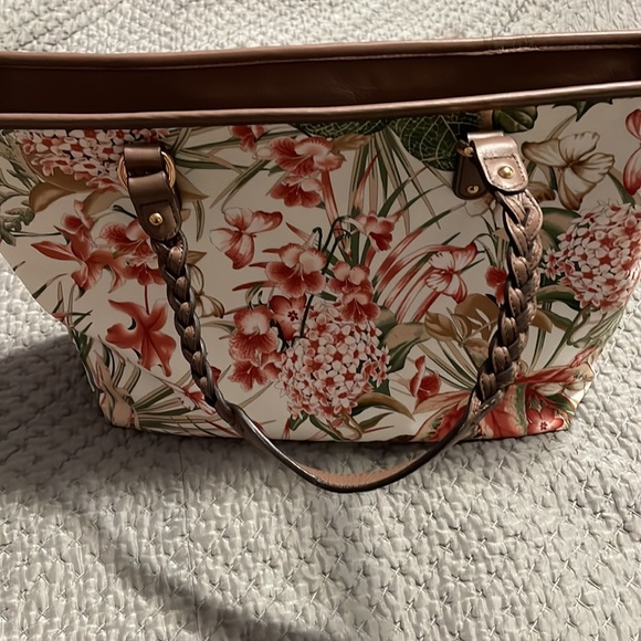 Animal print Salvatore Ferragamo bag. - Picture 3 of 7